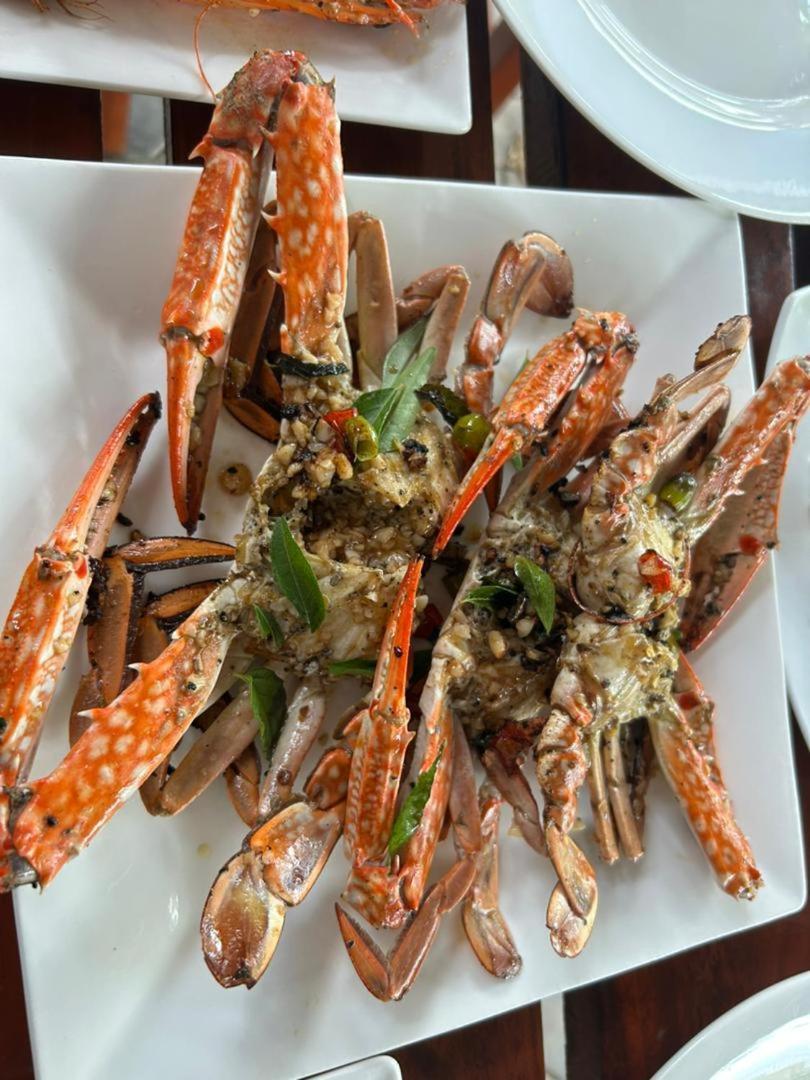 Shan Guest And Restaurant Нилавели Экстерьер фото